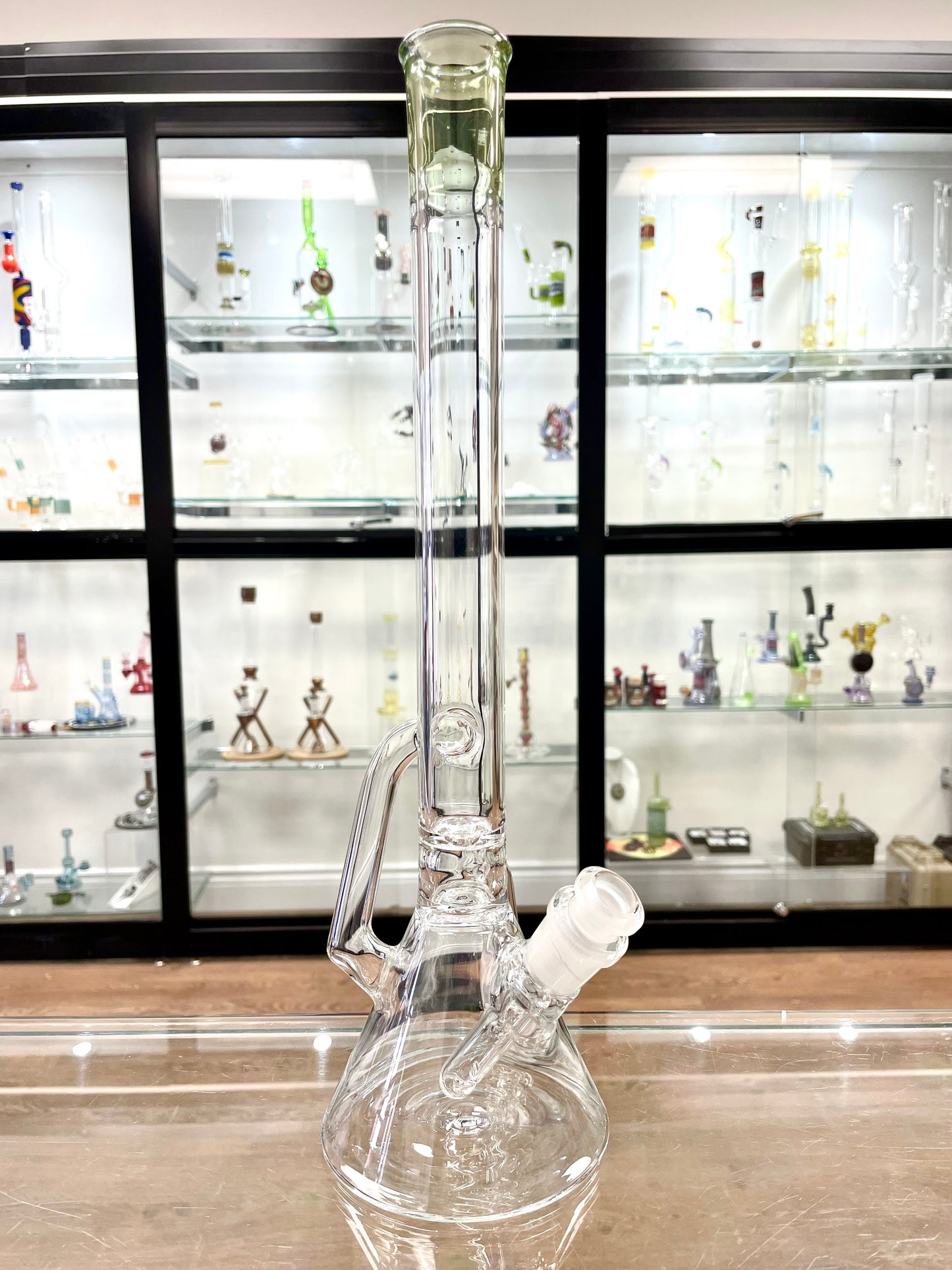 Discobox Colour Accented Single Recycler Beaker w/ Removable Stem - Absinthe