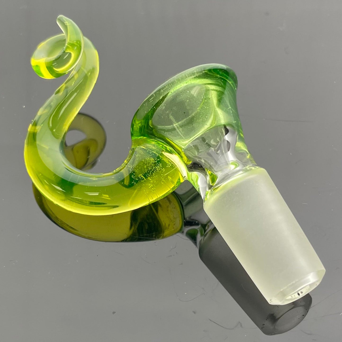 Discobox Colour Bowl w/ Horn 14mm 1 Hole