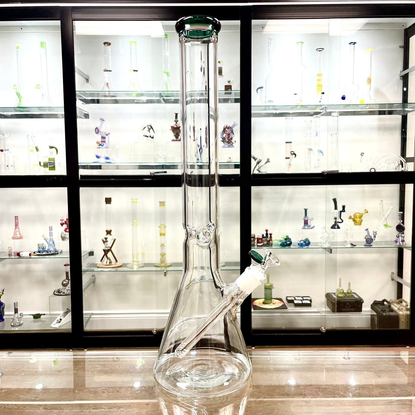Nice Glass 18" 5mm No Logo Beaker w/ Colour Accents