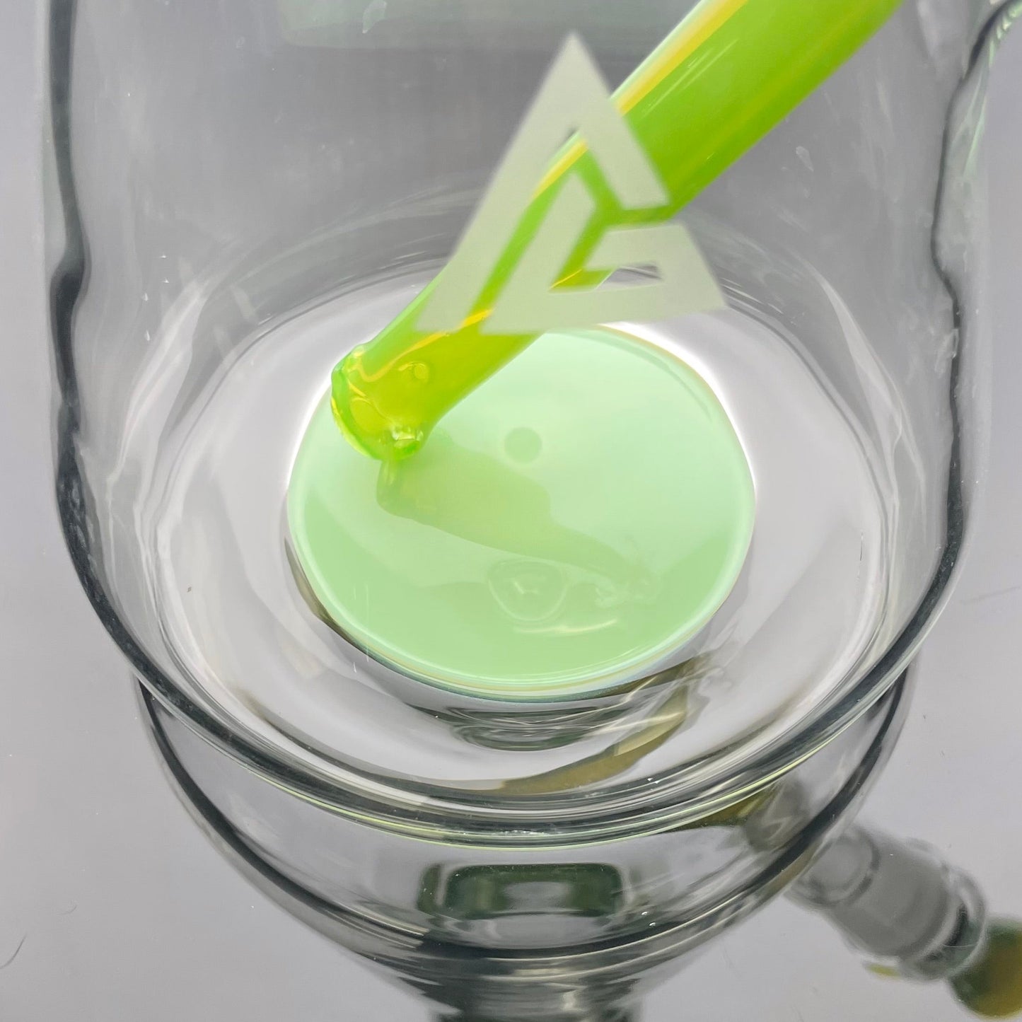 Gore Glass 50mm Fully Accented Beaker - Milky Green