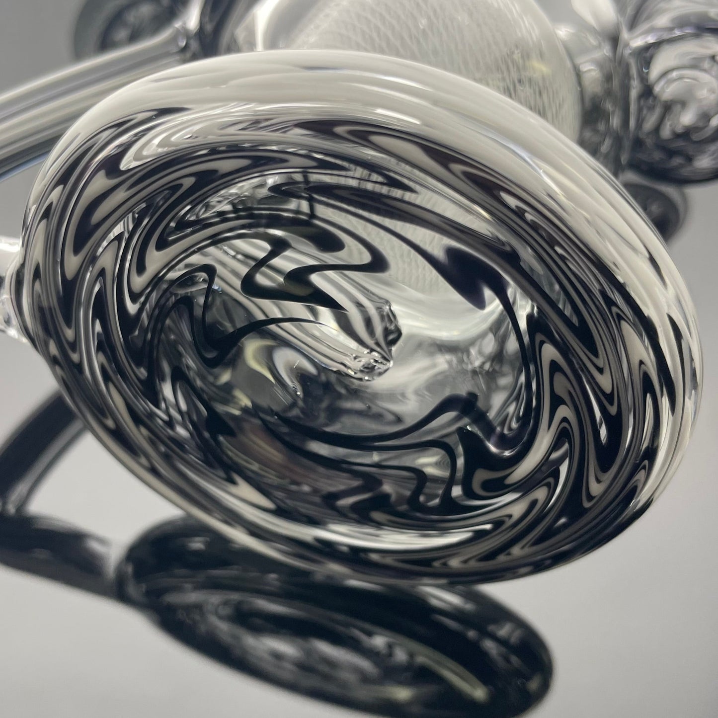 JHoney WigWag & Retti Ball Cycler Rig - Black & White w/ Slurper Set