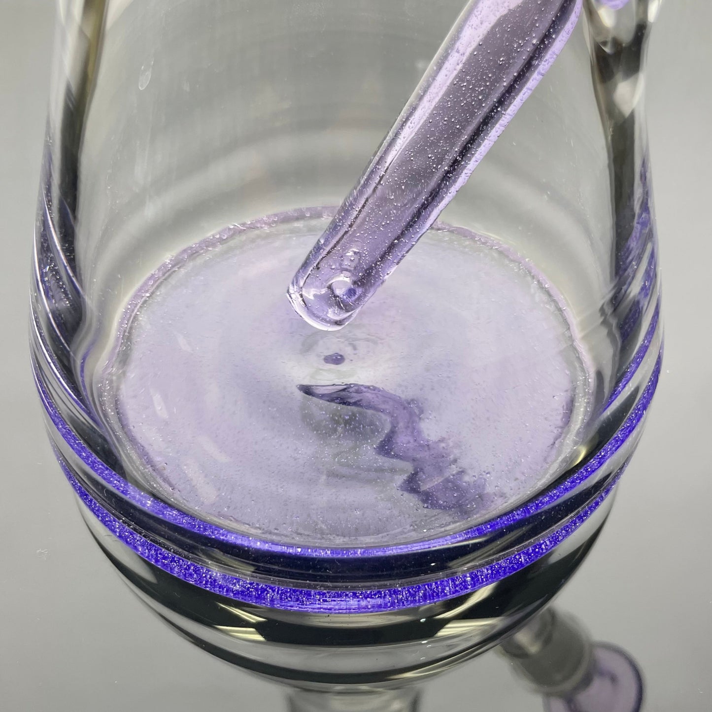 Philip Legge Medium Beaker w/ Colour Accents - Purple Lollipop