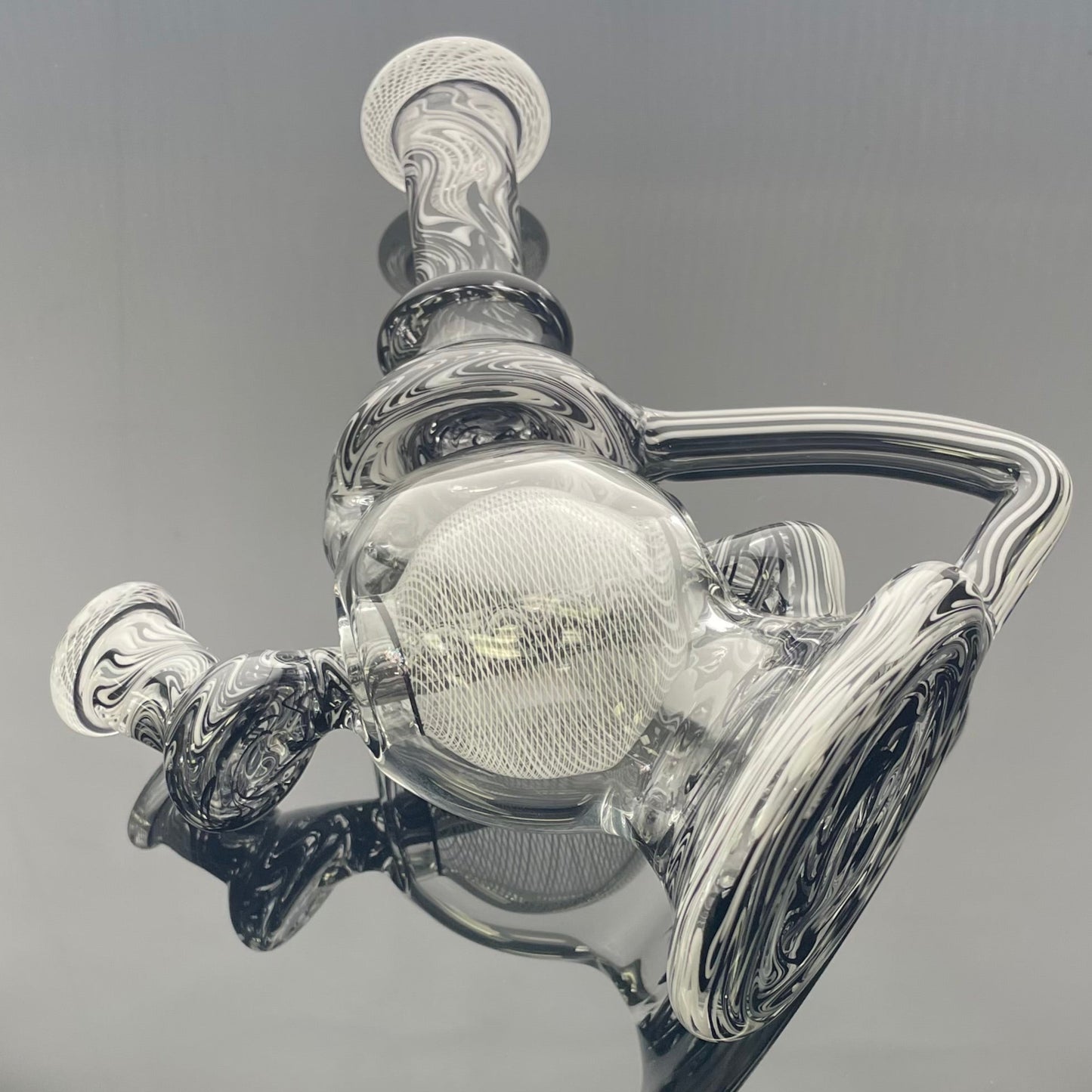 JHoney WigWag & Retti Ball Cycler Rig - Black & White w/ Slurper Set