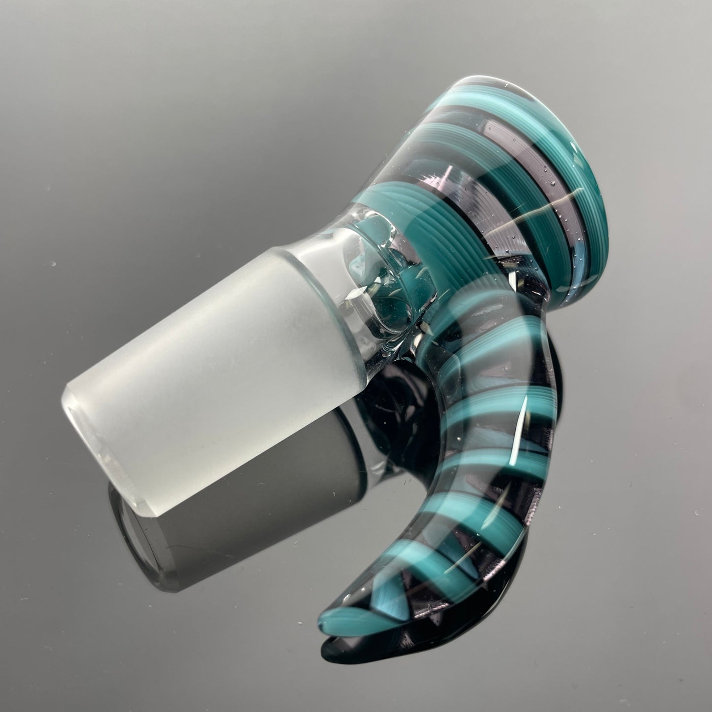 Gore Glass 18mm 4 Hole Horn Bowl