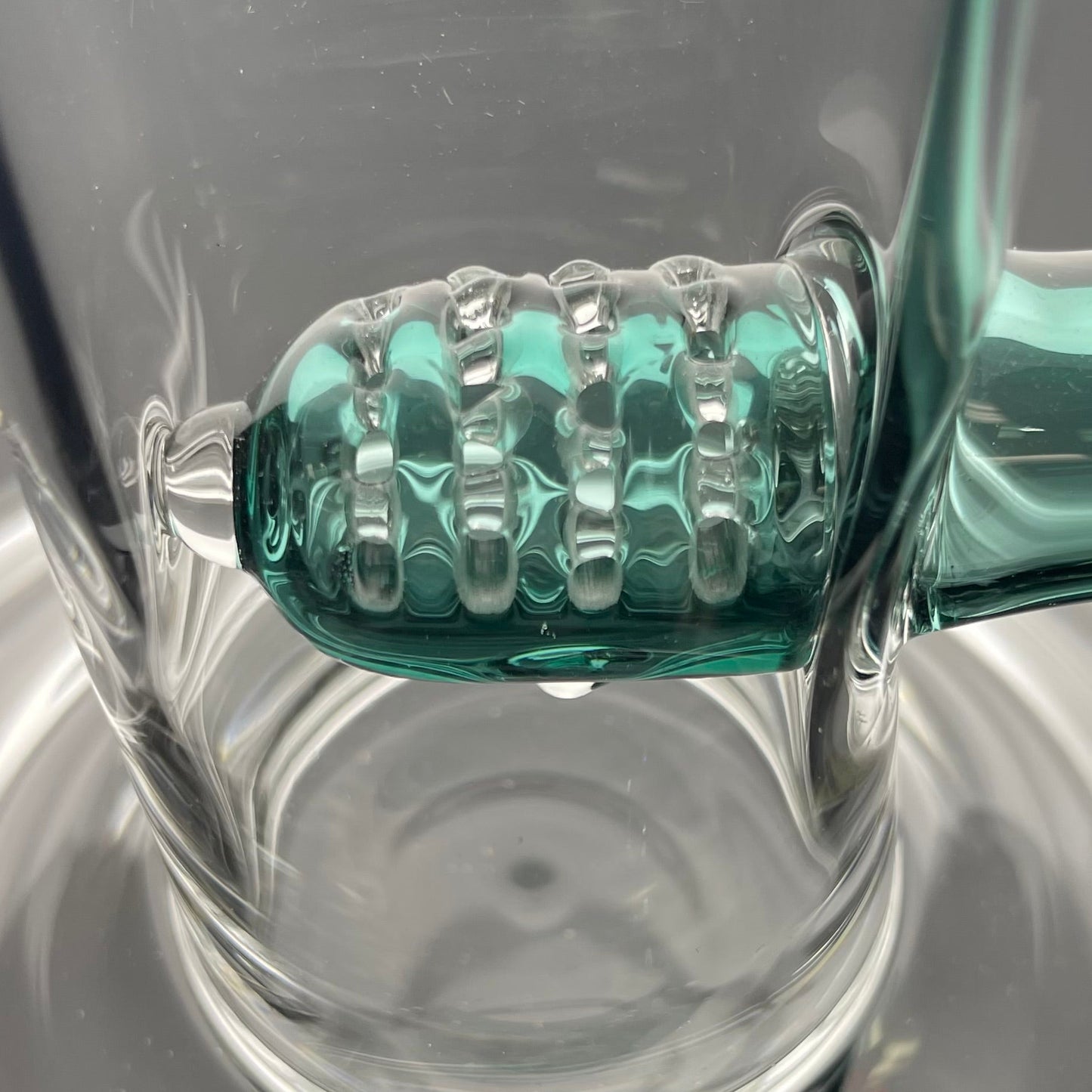 Philip Legge Medium Stemline w/ Colour Accents - Lake Green