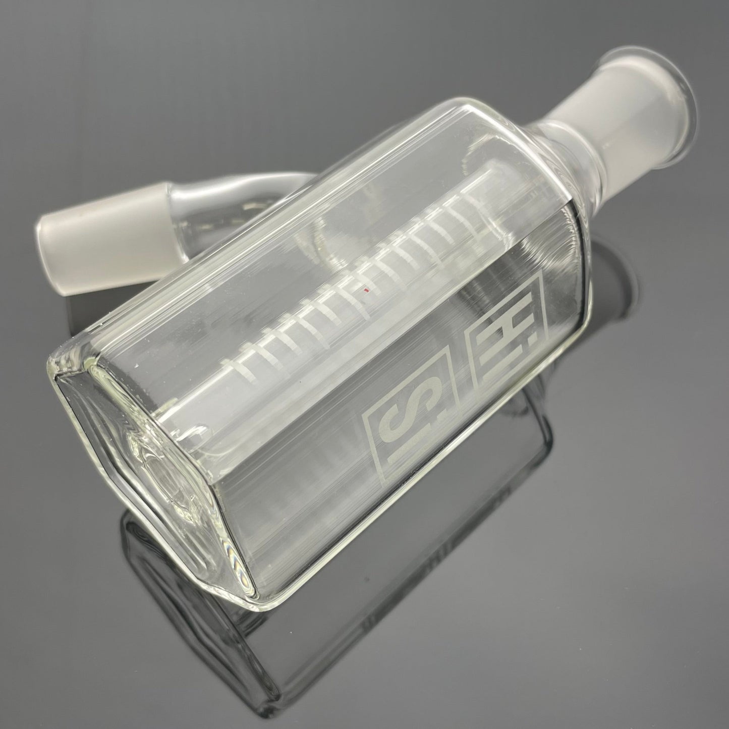 HISI 18mm 45 Degree V-Arm Diffuser Ash Catcher