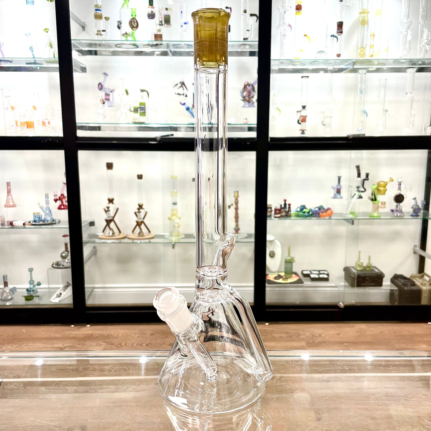 Discobox Colour Accented Single Recycler Beaker w/ Removable Stem - Silver Serum / Opal Yellow