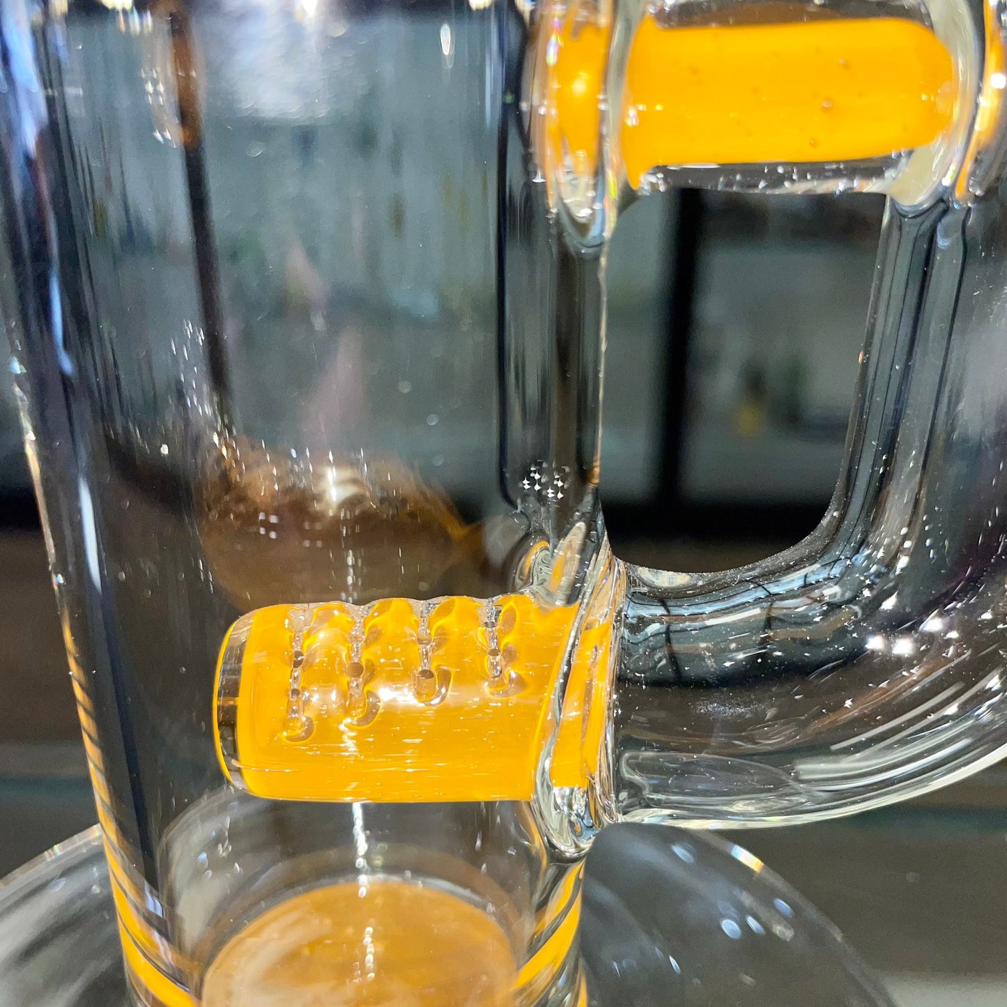 Green Belt 17.5" Colour Accented Stemline Tube - Tangie