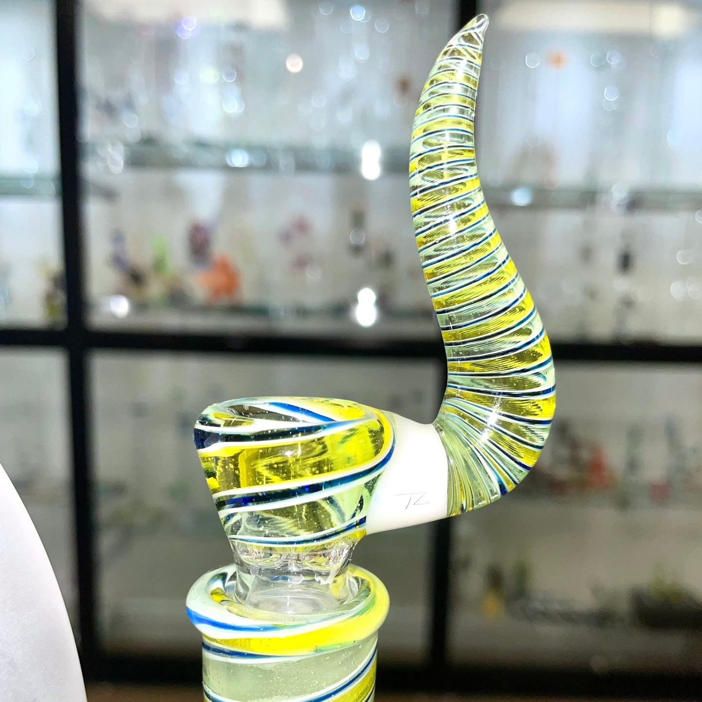 Titz Glass 18.5" Worked King Bub w/ Matching Horned Bowl