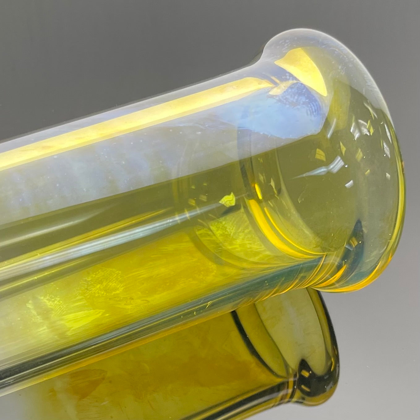 Gore Glass 17" - 19" 50mm Partially Accented Beaker