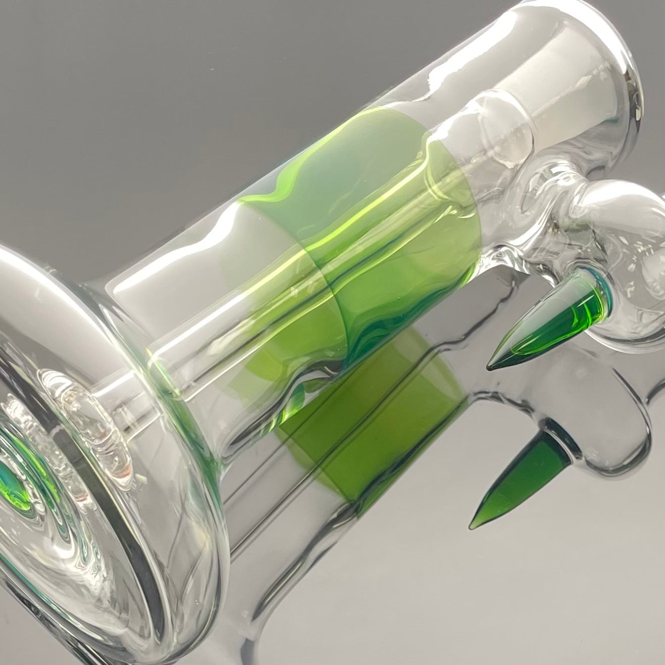 Green Belt Colour Accented Single Bubbler 18mm - Plantphibian