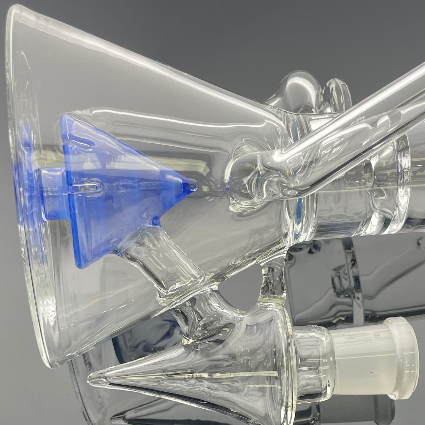 Discobox Large Colour Accented Fixed Double Recycler Beaker - Ghost Over Cobalt