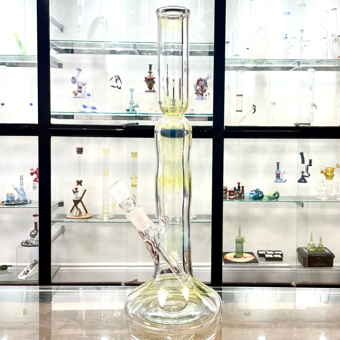 Mastah Glass Fumed 15" Hollow Foot Straight Tube w/ 18mm-18mm Stem