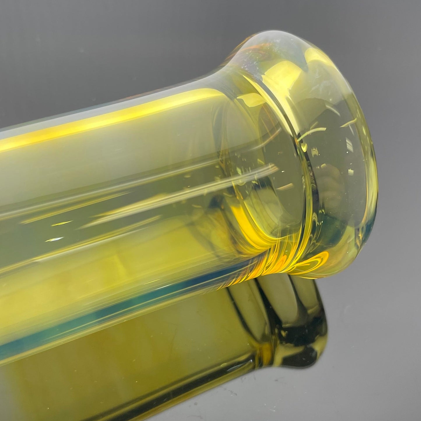 Green Belt Colour Accented Fume Stemline Drain Tube - Pomegranate