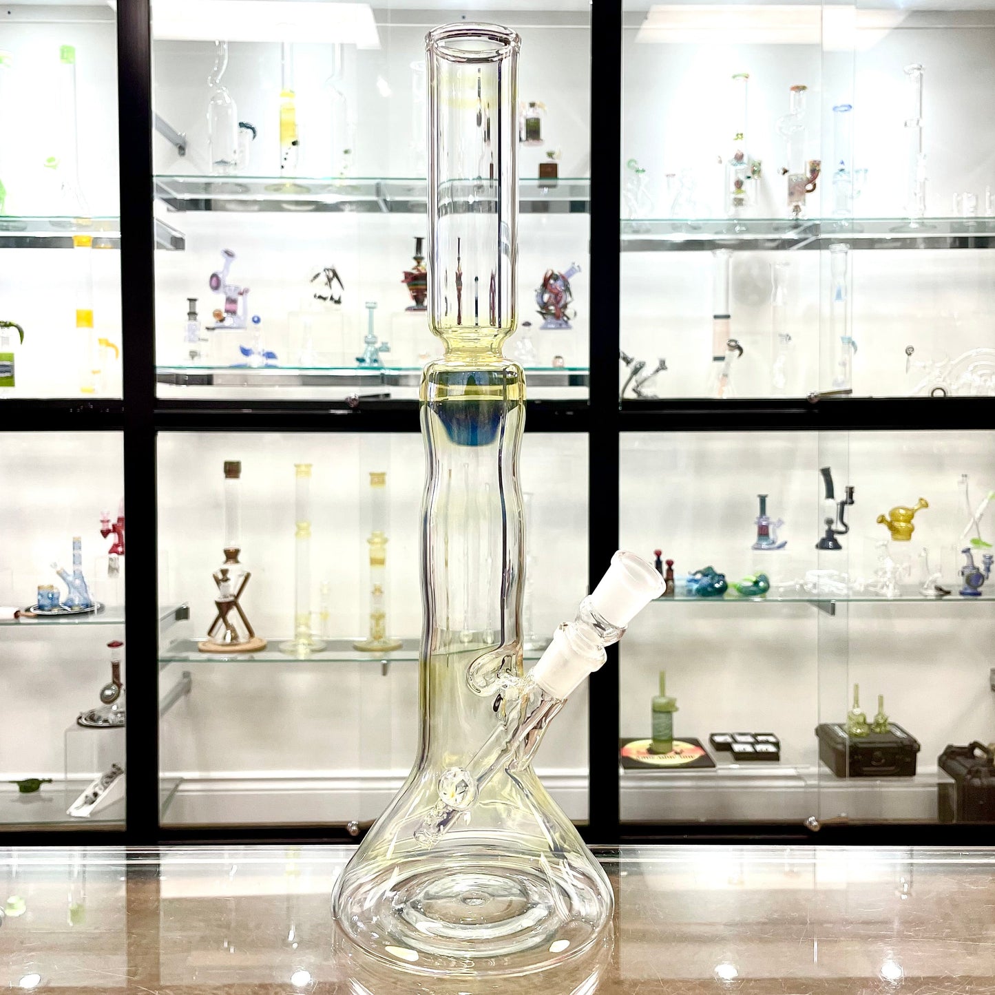 Mastah Glass Fumed 15" Hollow Foot Straight Tube w/ 18mm-18mm Stem