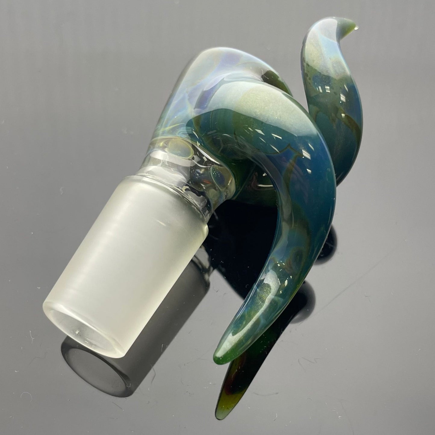 Gore Glass 18mm 4 Hole Dual Horn Bowl - #8