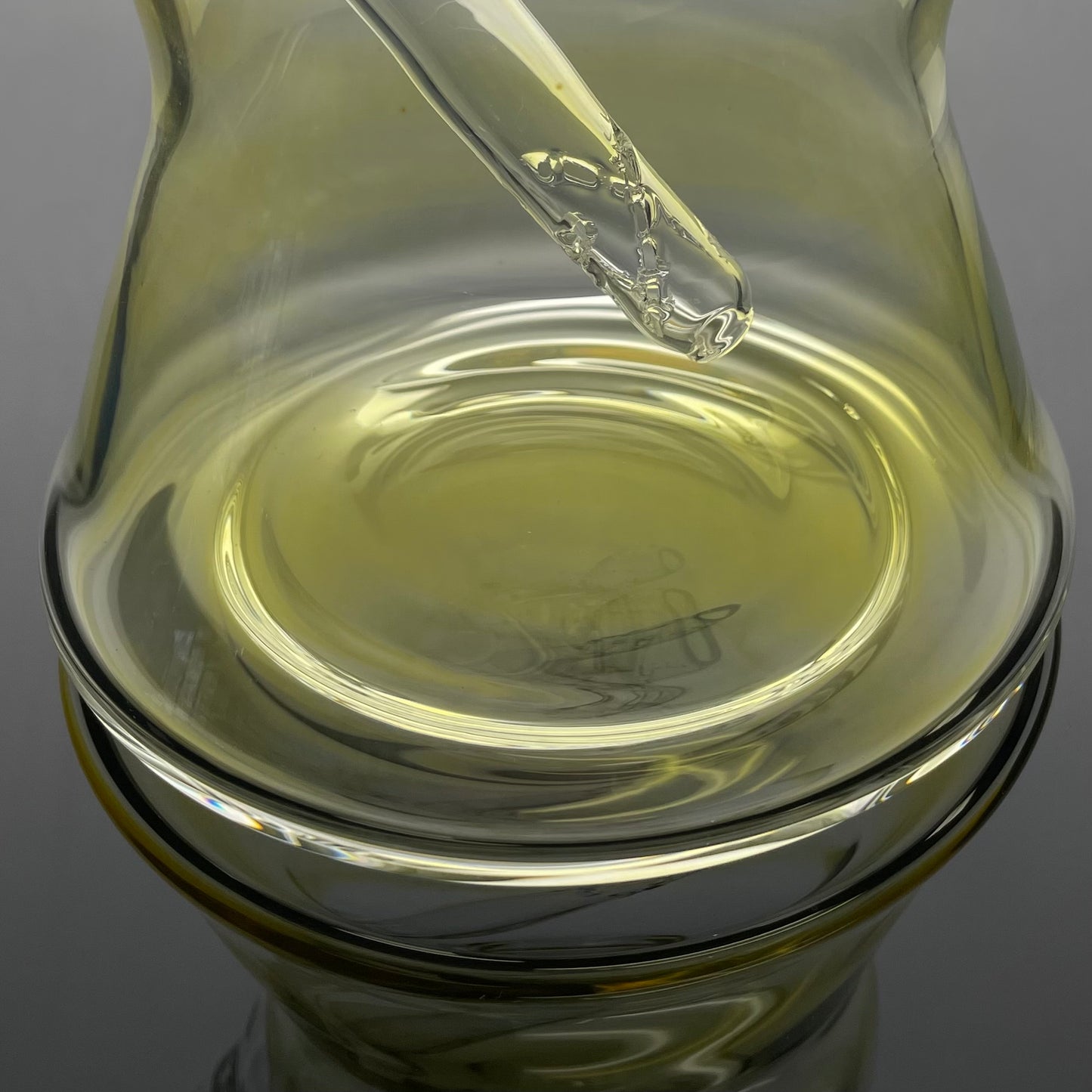 Mastah Glass Fumed Heavy Walled Beaker w/ 18mm-18mm Stem