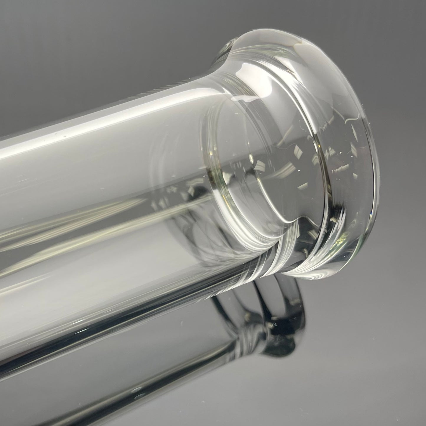 Green Belt 13” Stemline w/ Crushed Opal Marble Splash Guard Straight Tube