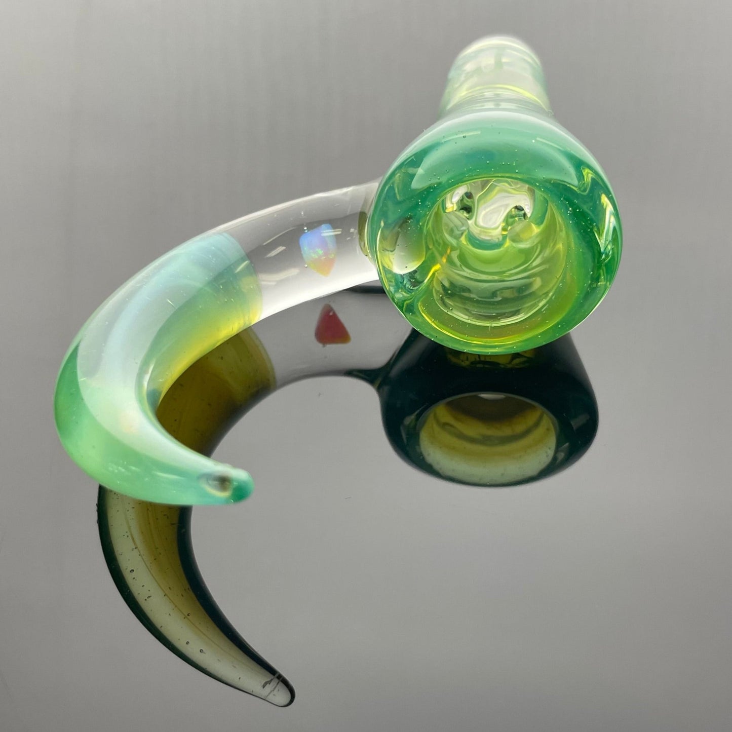 Kobb 18mm 4-Hole Fully Worked Bowl w/ Opal - #29