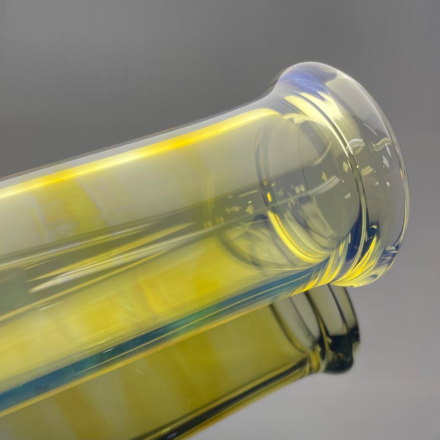 Green Belt Colour Accented Fume Stemline Drain Tube - Green Opal