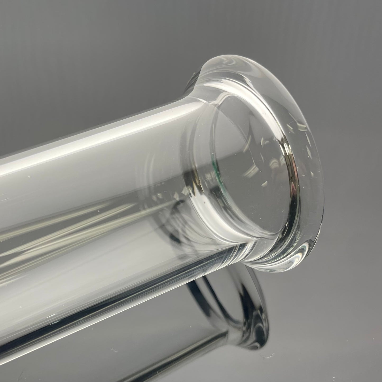 Green Belt 14.5” Clear Hollow Foot Stemline Tube