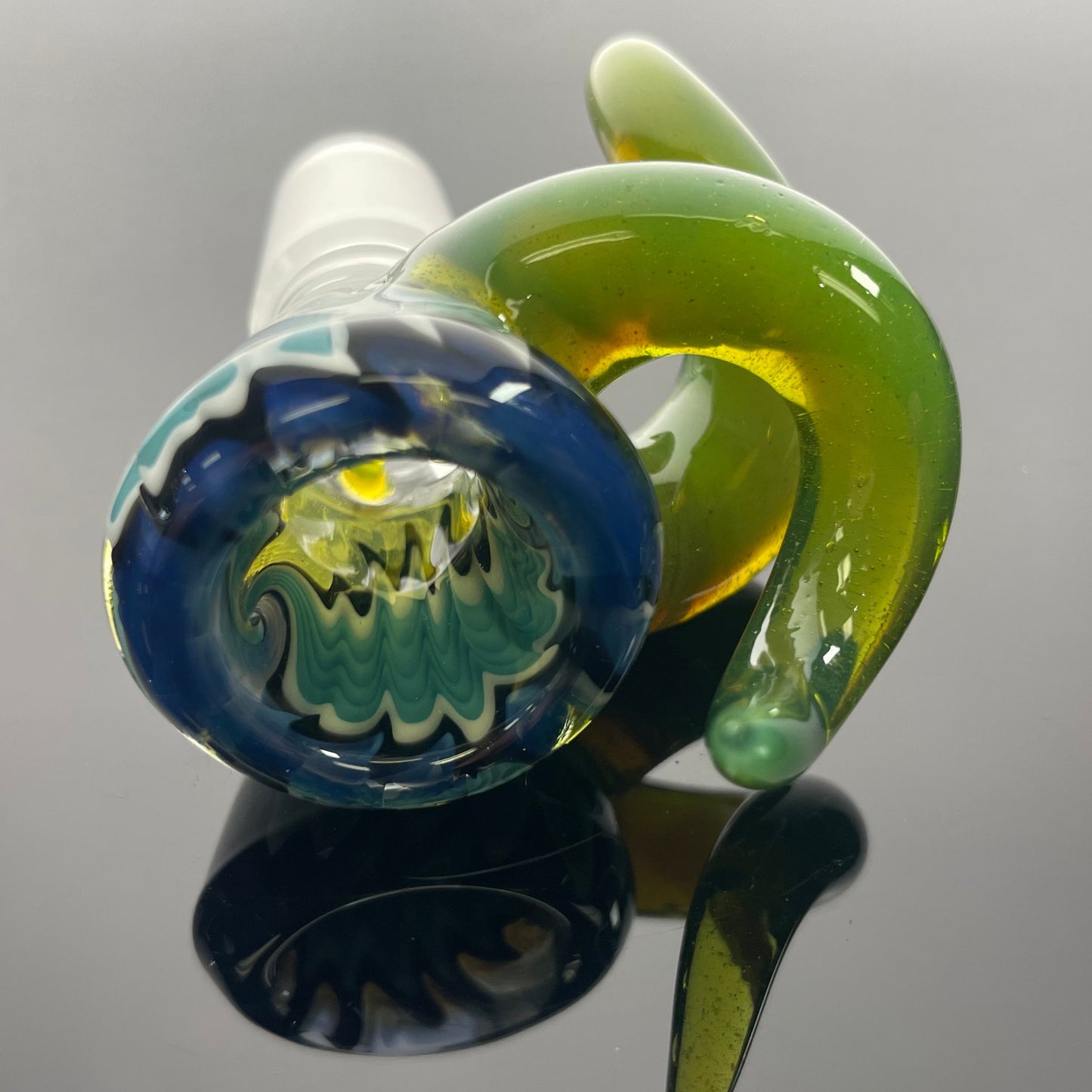 Gore Glass 18mm 4 Hole WigWag Dual Horn Bowl - 7