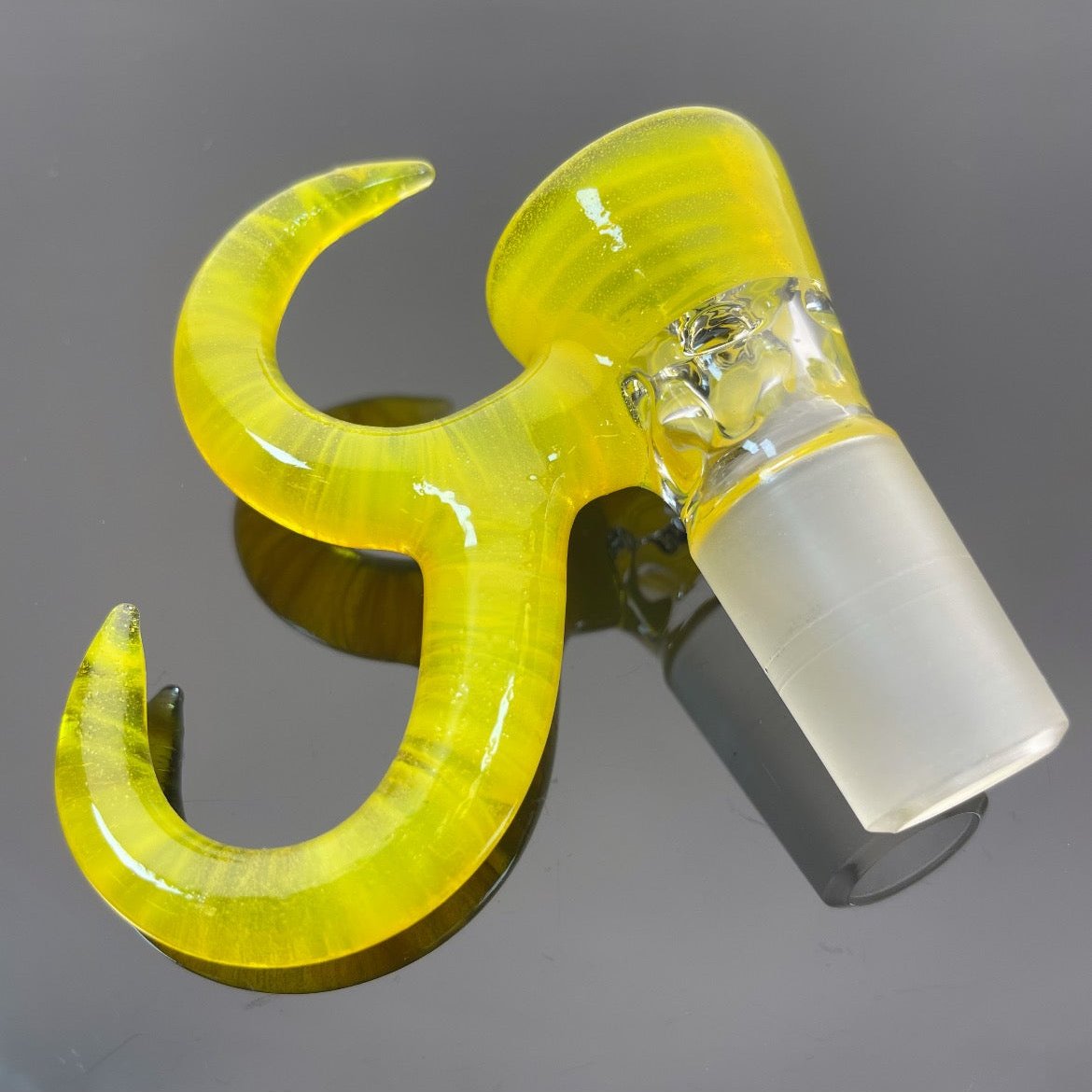 Gump Glass Bowl 2 Horn 18mm 4 Hole