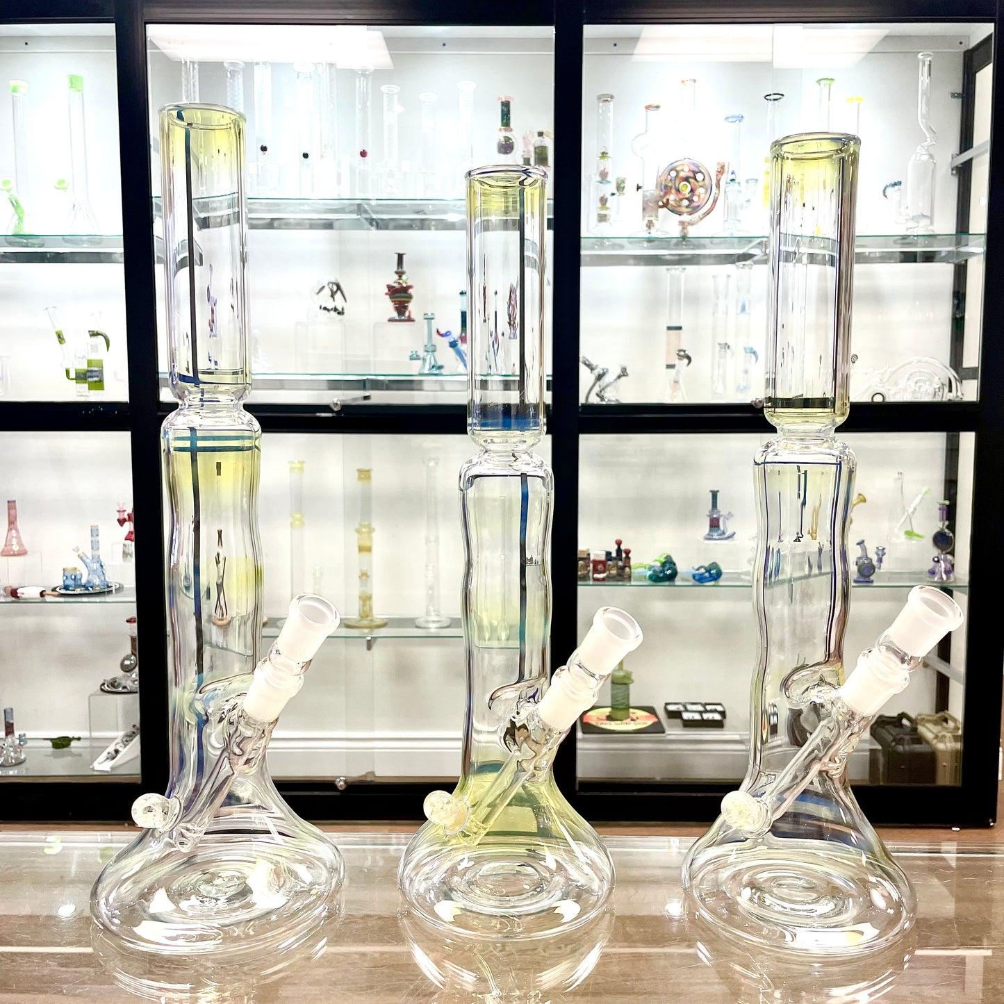 Mastah Glass Fumed 15" Hollow Foot Straight Tube w/ 18mm-18mm Stem