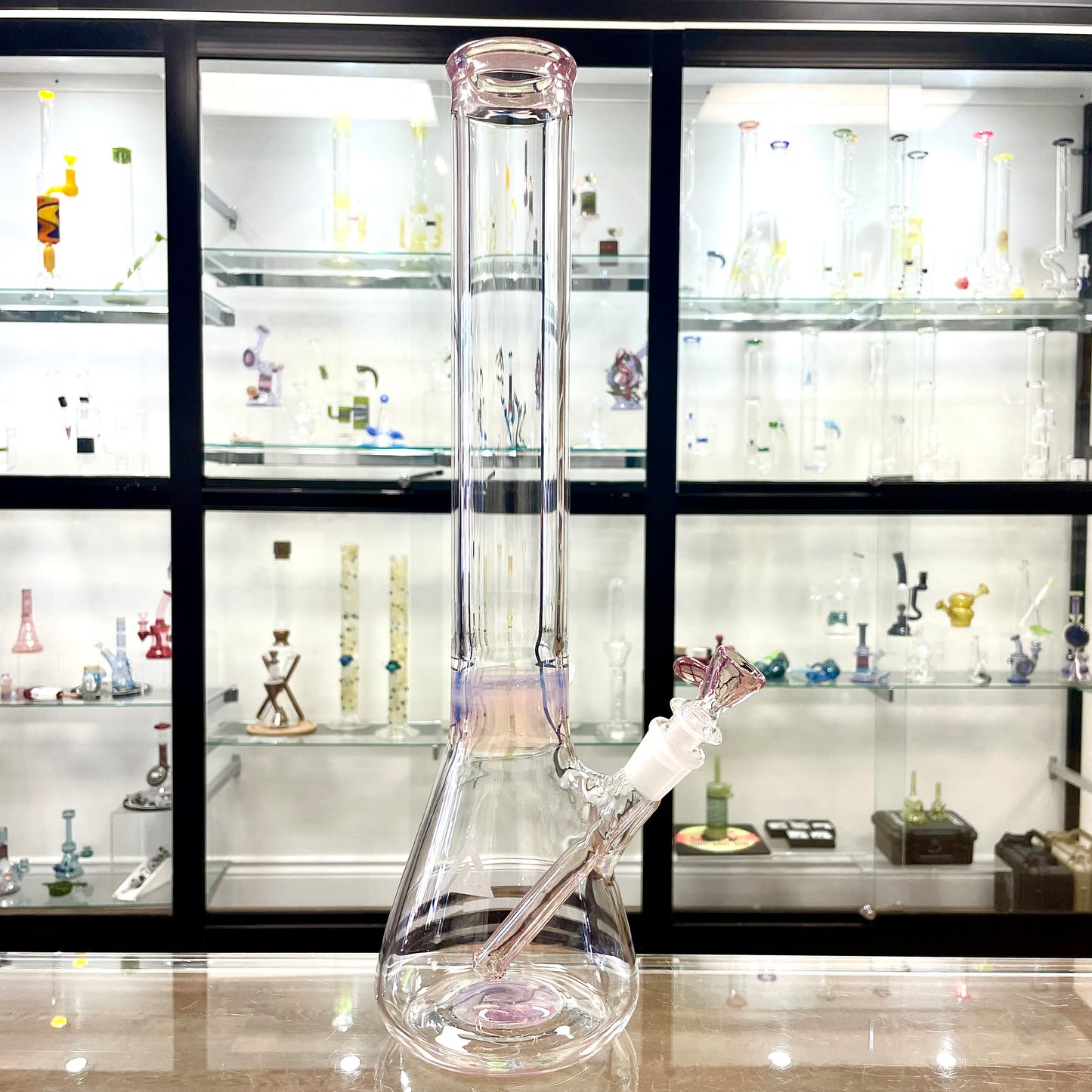 Gore Glass 50mm Fully Accented Beaker - Yoshi (CFL)