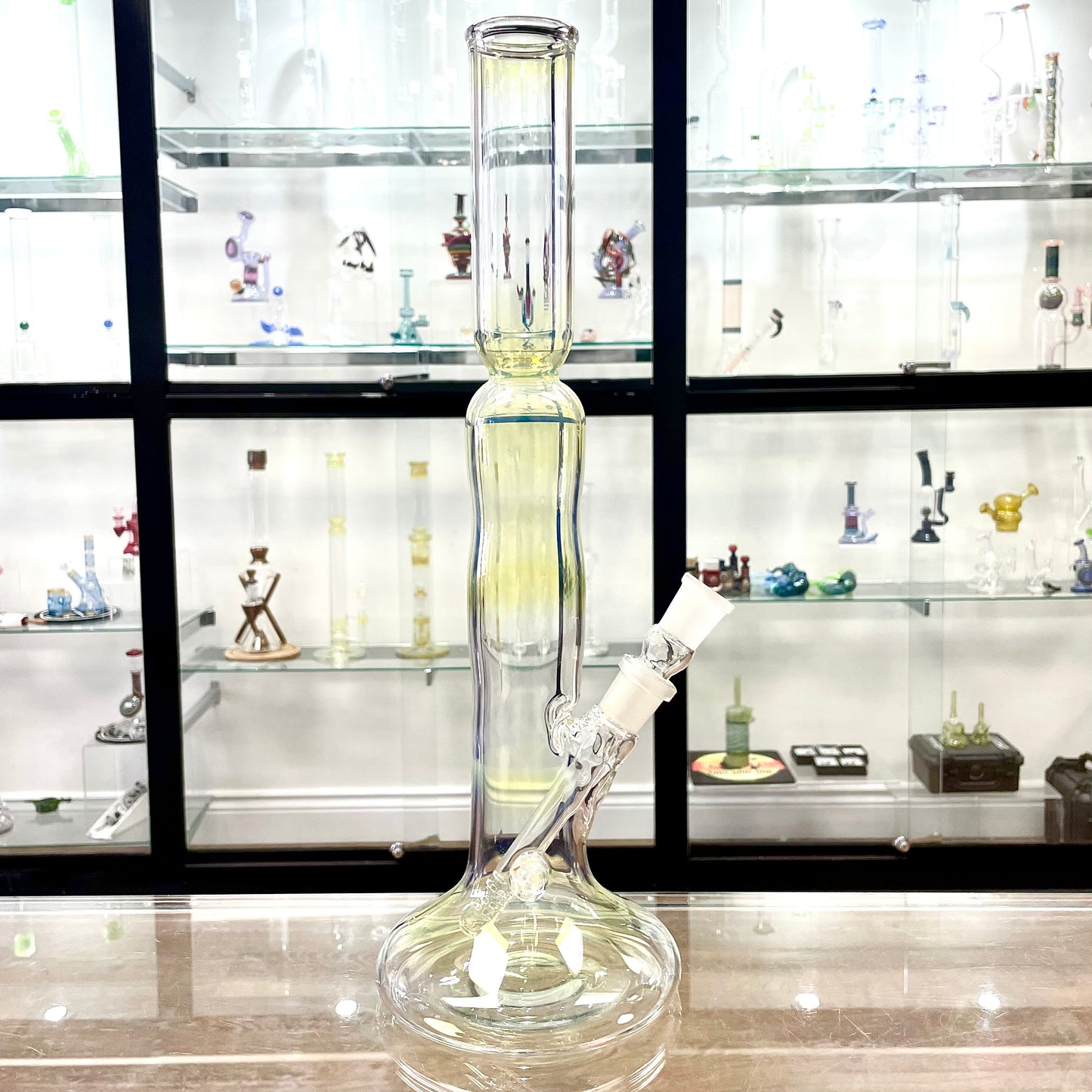 Mastah Glass Fumed 15" Hollow Foot Straight Tube w/ 18mm-18mm Stem