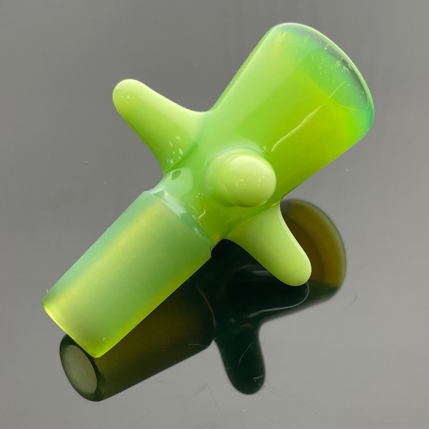 Glass With Jeremy 14mm 1 Hole 4 Horn Bowl