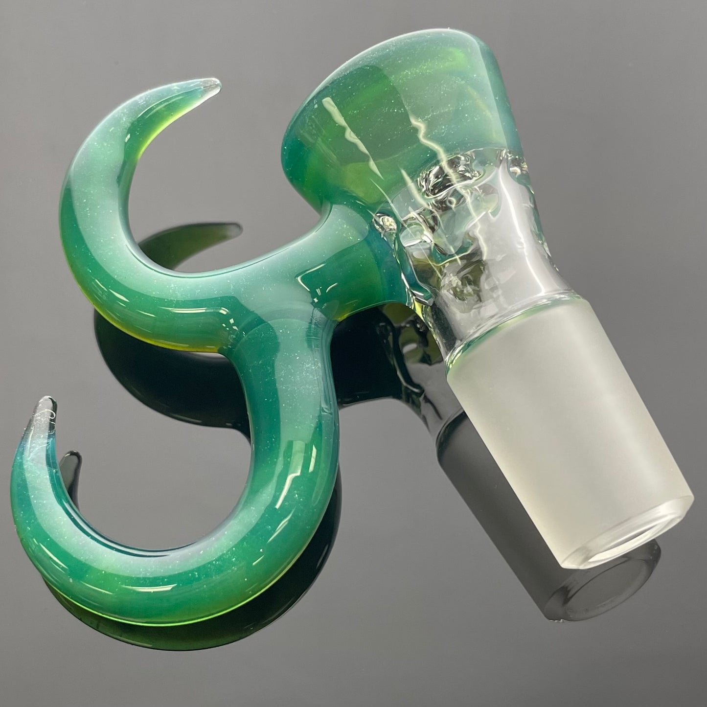 Gump Glass Bowl 2 Horn 18mm 4 Hole