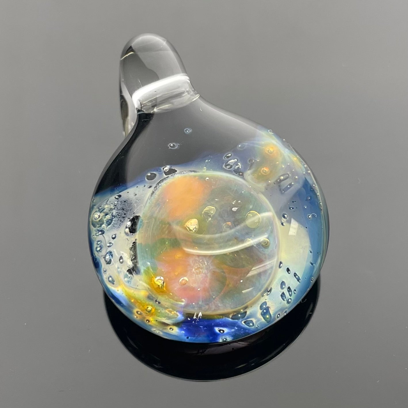 LG Glass Vortex Space Pendant