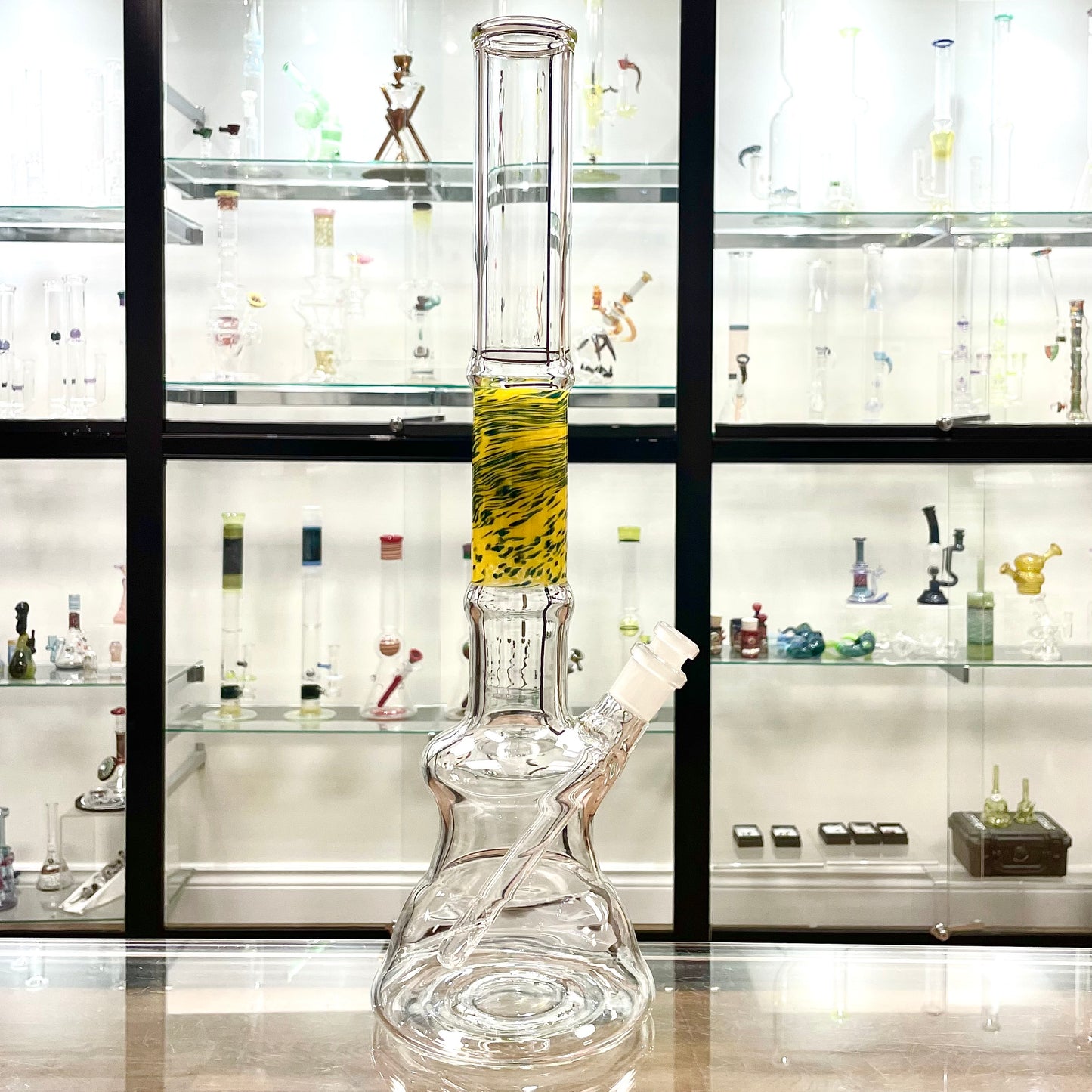 Mastah Glass Heavy Walled Beaker with Frit Section w/ 18mm-14mm Stem