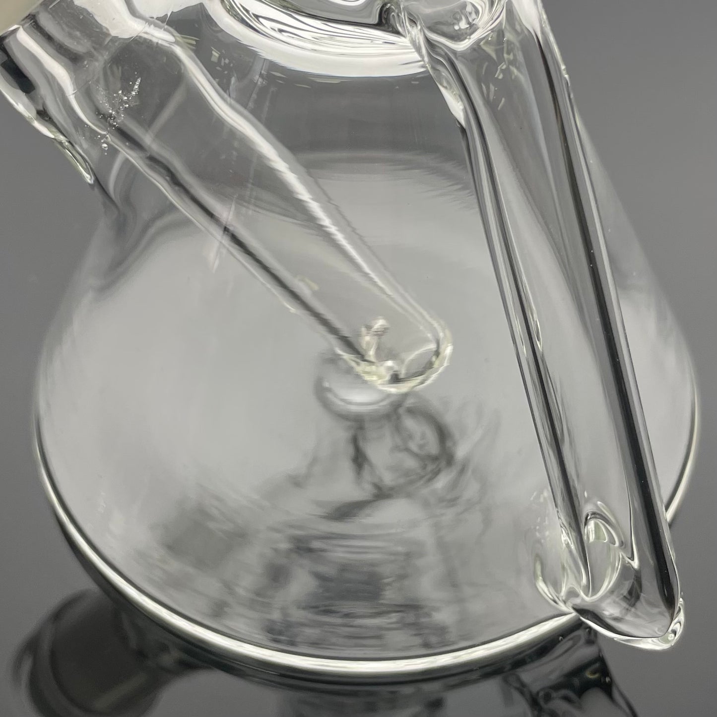 Discobox Colour Accented Single Recycler Beaker w/ Removable Stem - Royal Jelly Lite