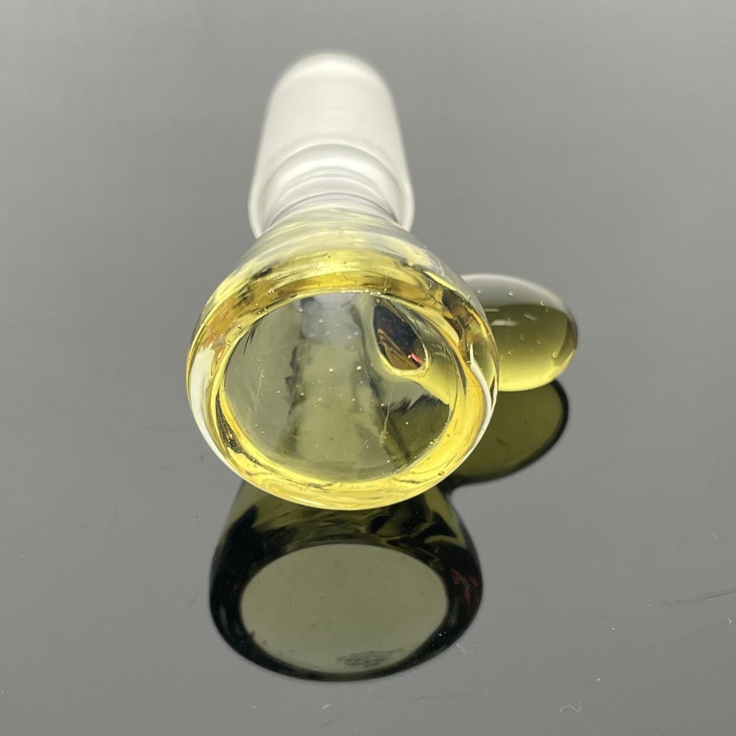 Gore Glass 50mm Fully Accented Beaker - Yoshi (CFL)