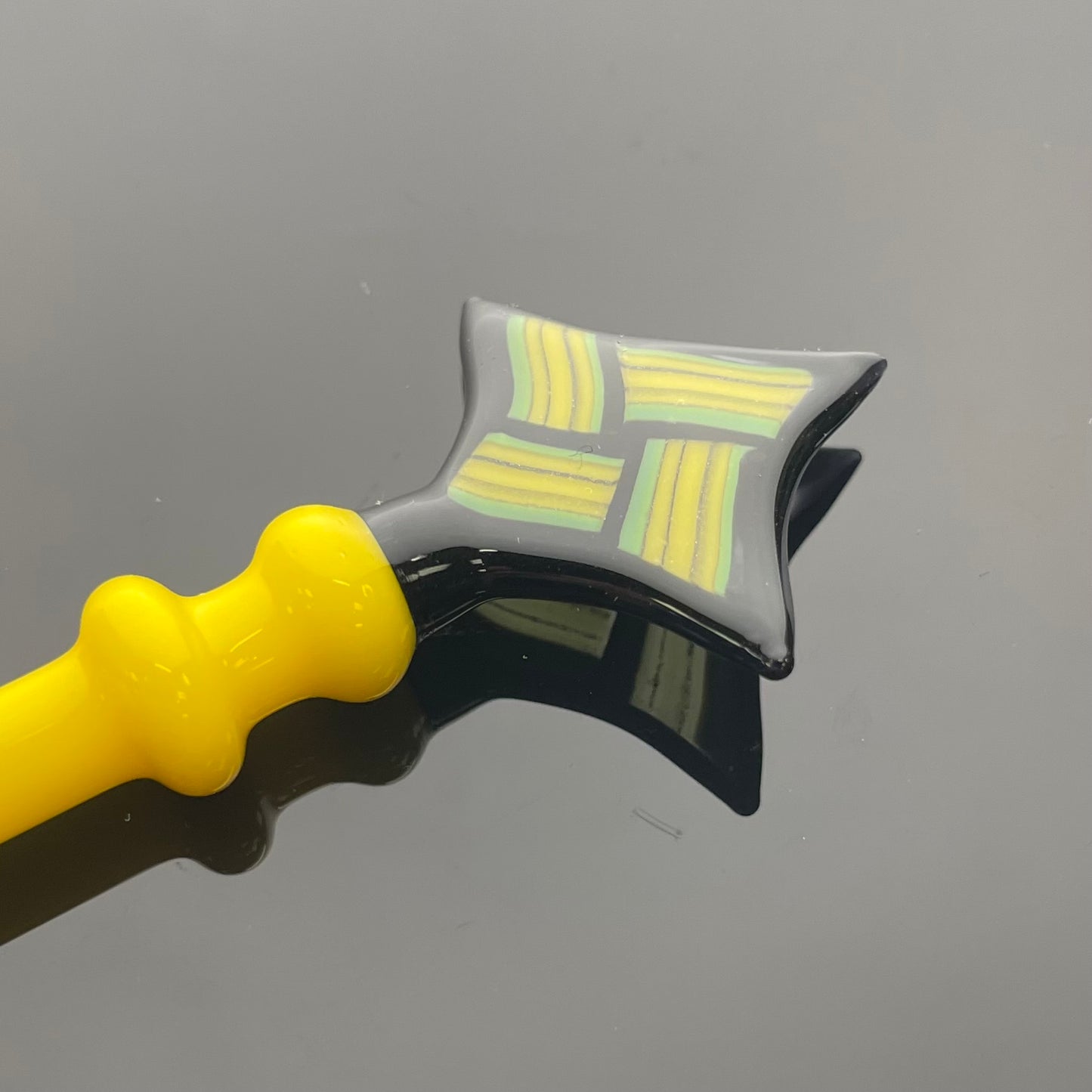 Intent Glass 4" Yellow Chip Weave Dabber