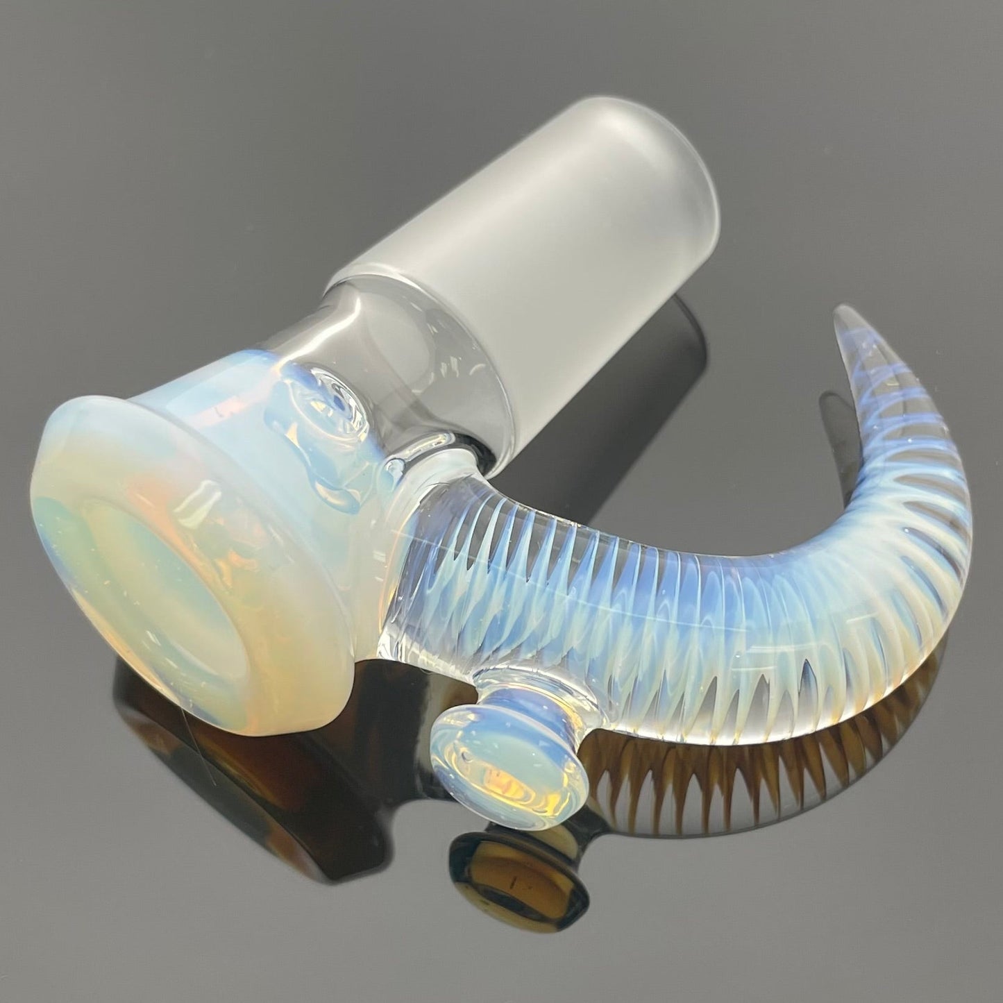 Jamms Solid Colour Bowl w/ Cane Handle 18mm 4 Hole