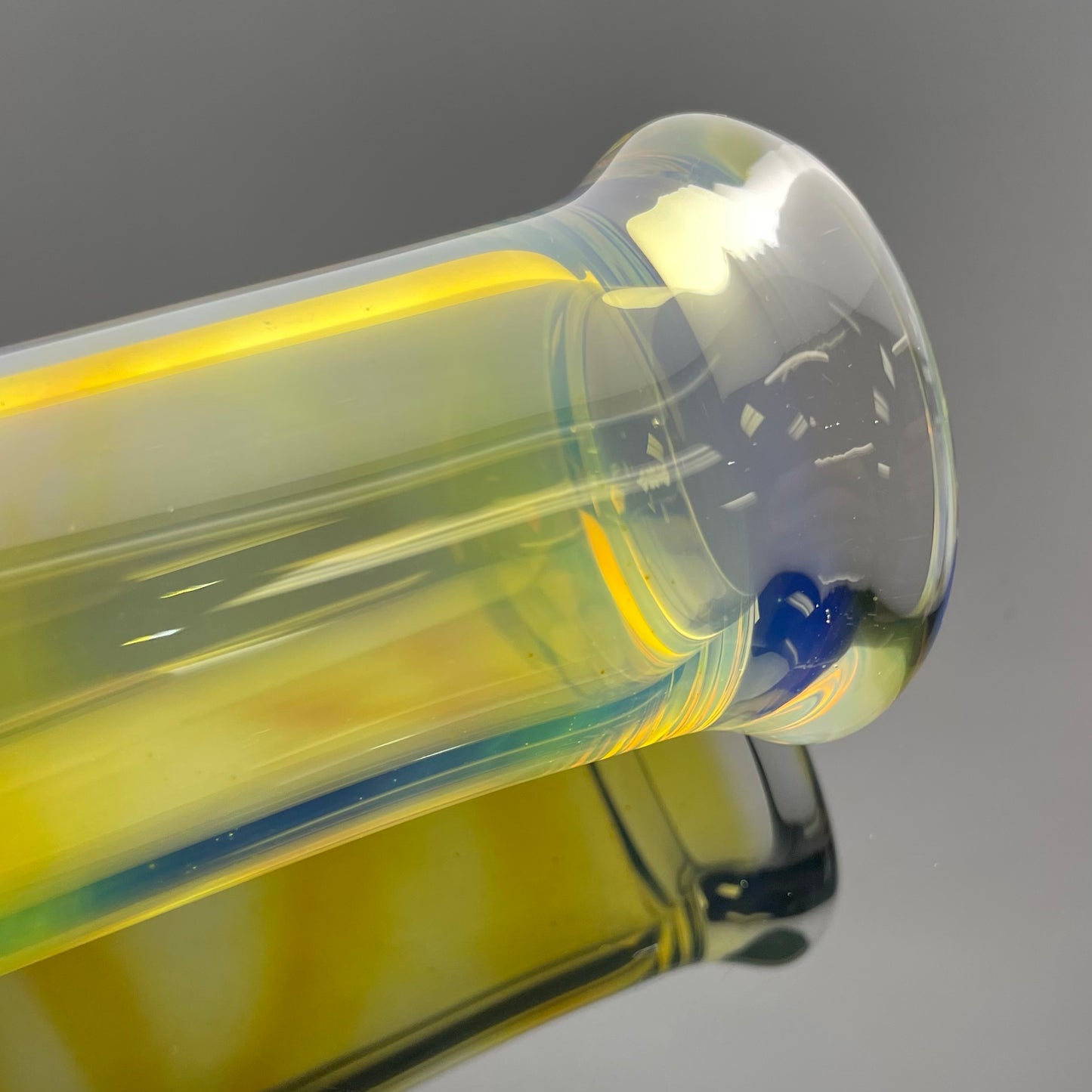 Green Belt Colour Accented Fume Stemline Drain Tube - Mighty Moss