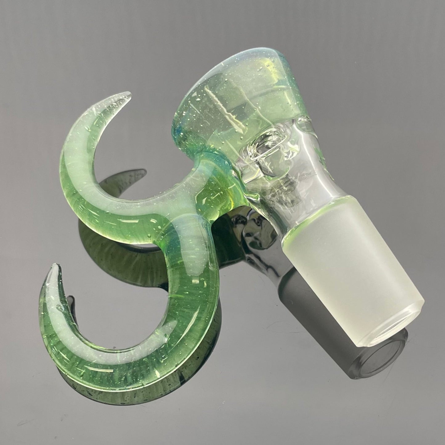 Gump Glass Bowl 2 Horn 18mm 4 Hole