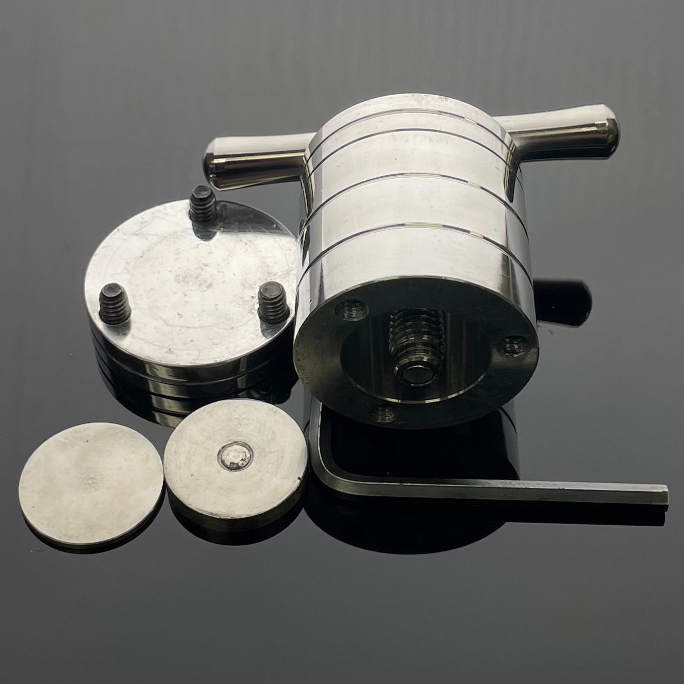 Piranha Aircraft Grade Aluminum Super Herbal T-Press - Small
