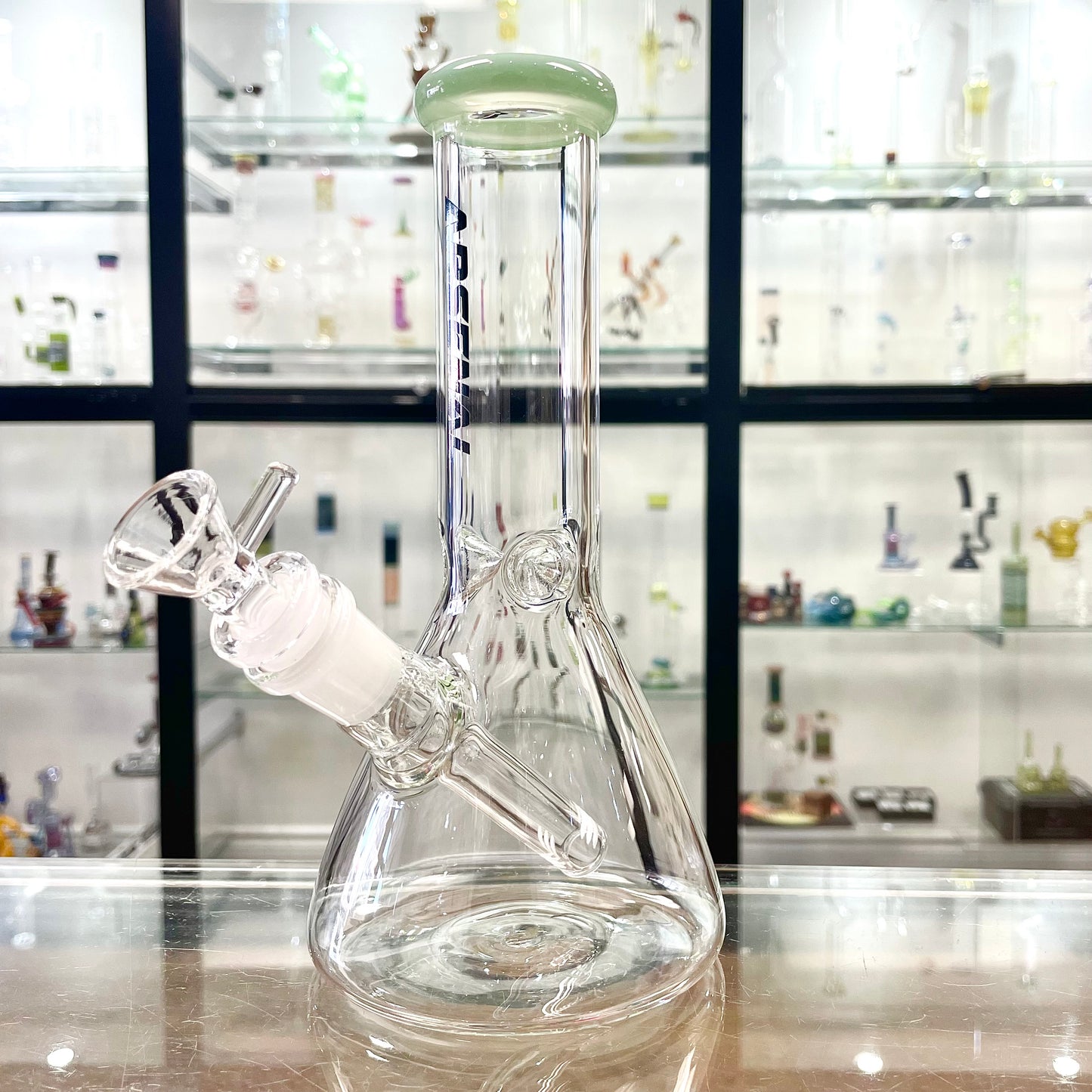 Arsenal 8" Clear 4mm Mini Beaker w/ Colour Accents