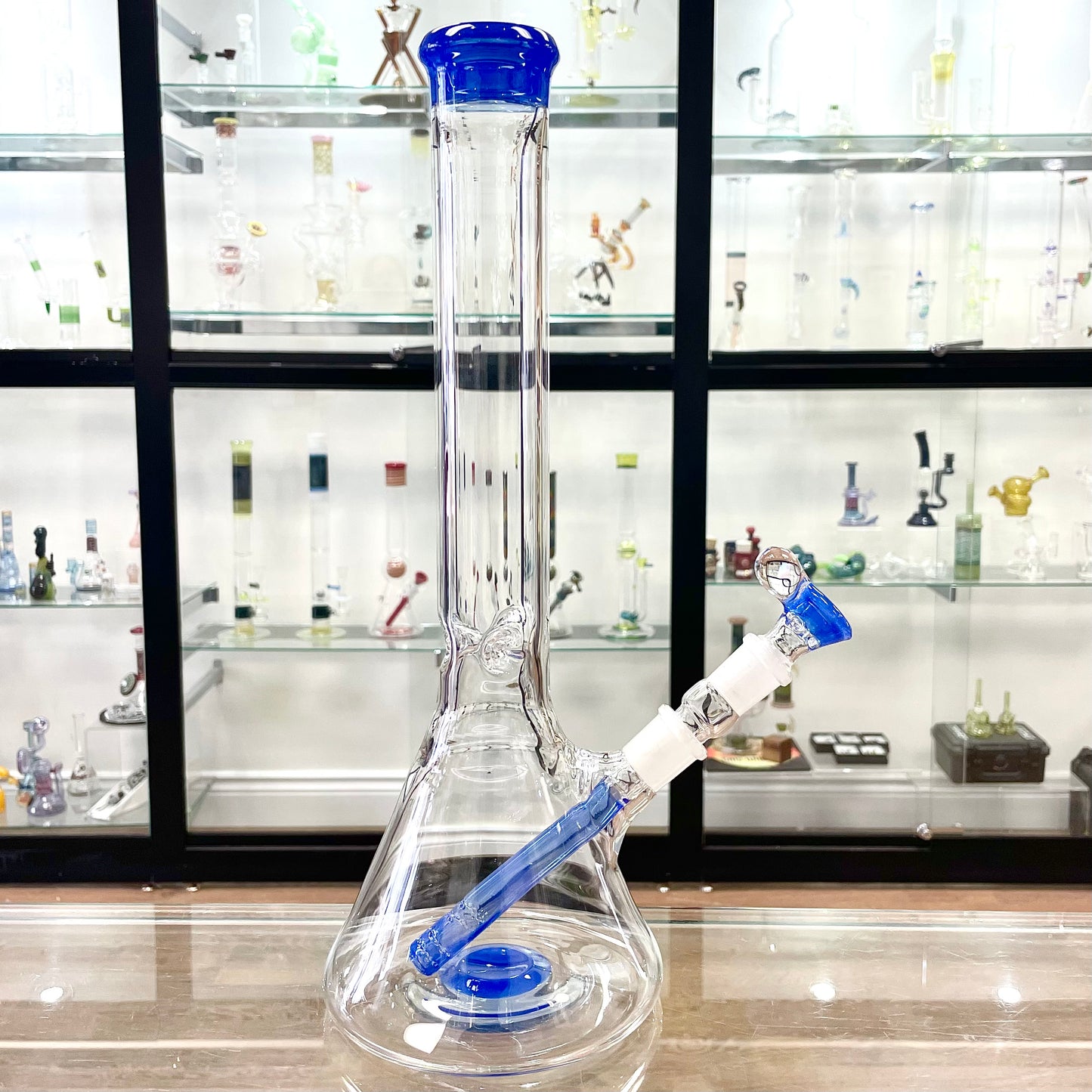 Green Belt Colour Accented Beaker - Blue Cheese