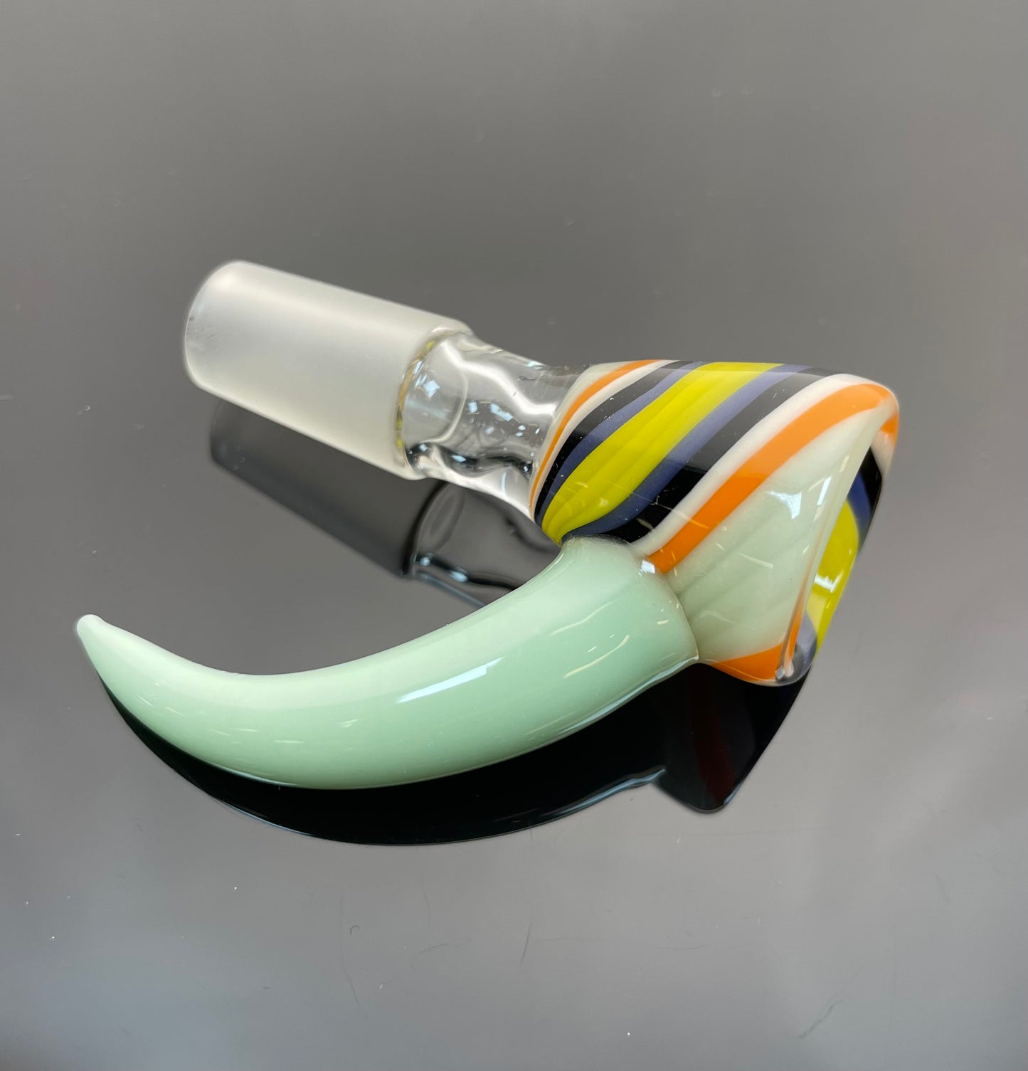 Gore Glass 14mm Spiral Bowl w/ Teal Horn