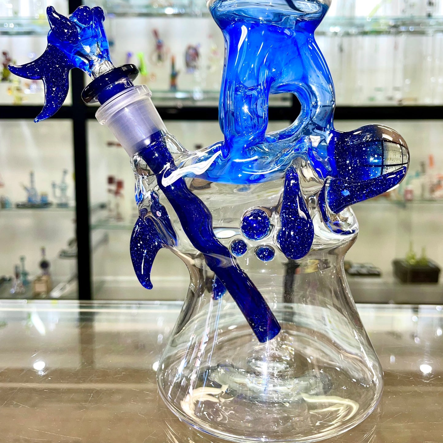 Gibson's Glass 17.5" Triple Threat Tube w/ Blue Blizzard Accents