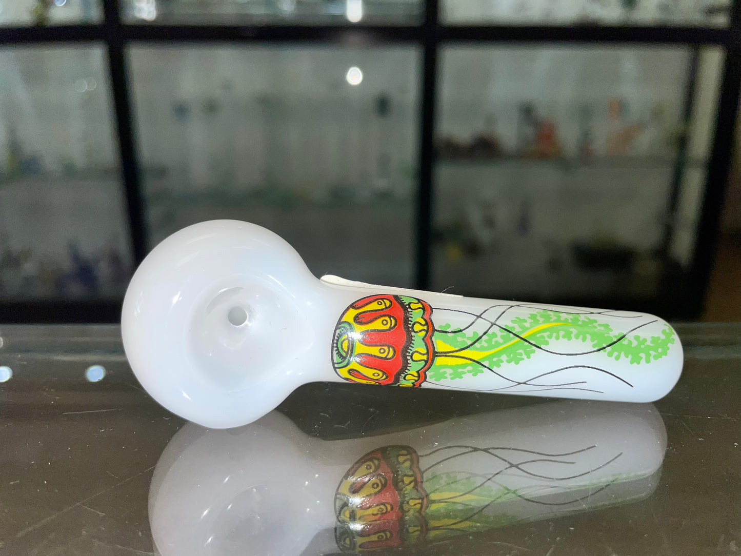 Jellyfish 4" White Pipe W/ Rasta Logo