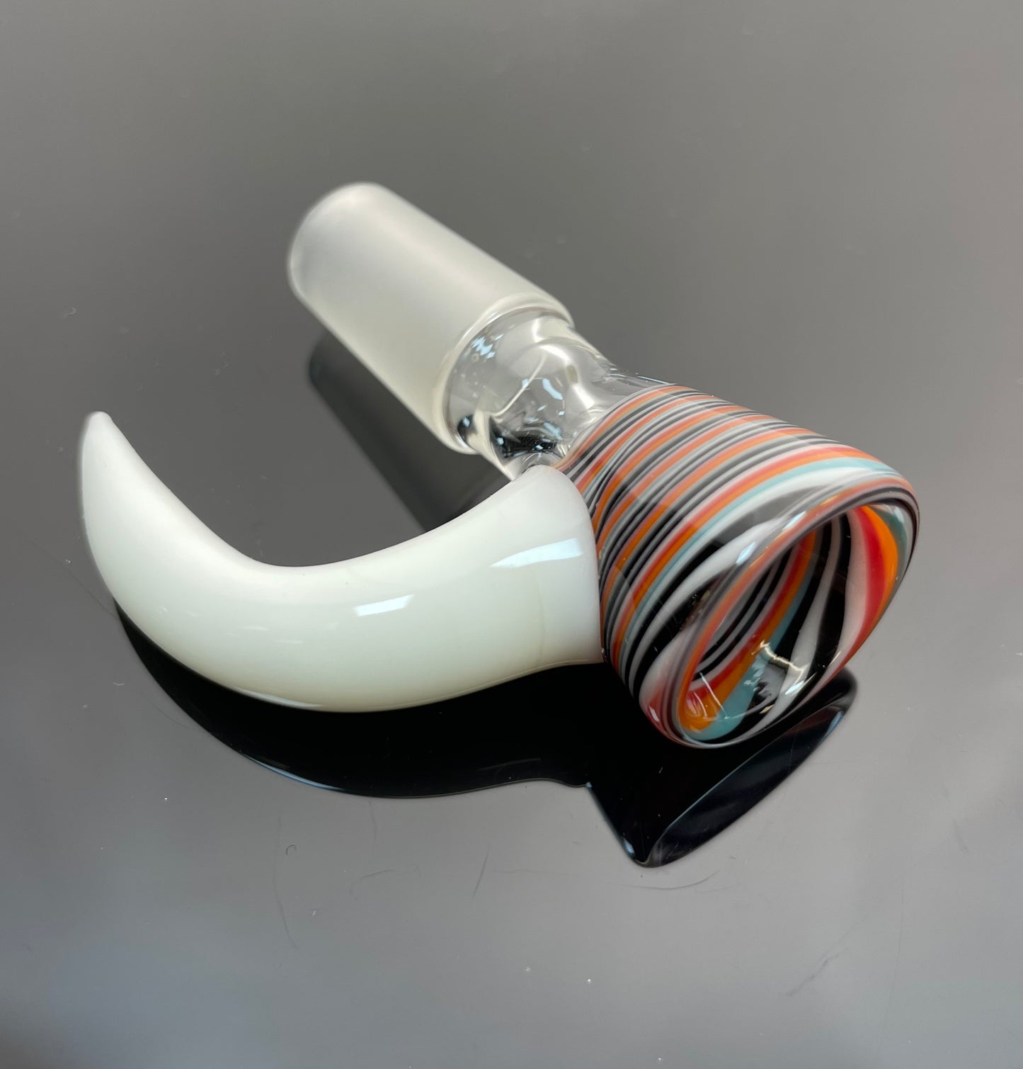 Gore Glass14mm Spiral Bowl w/ White Horn